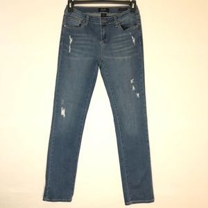 EARL Boyfriend Distressed Sz 6 Blue Jeans